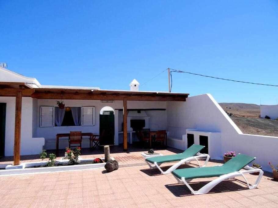Casa Descanso Con Jacuzzi En Playa Quemada Ngoại thất bức ảnh