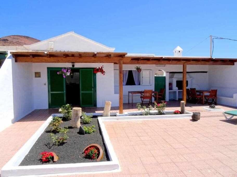 Casa Descanso Con Jacuzzi En Playa Quemada Ngoại thất bức ảnh